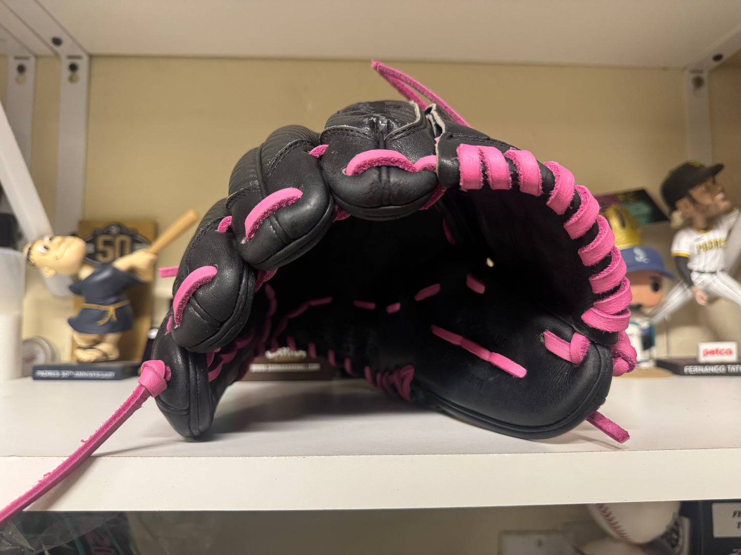 Rawlings Heart of the Hide PRO205–9BCF 11.75” Left Hand Throw.