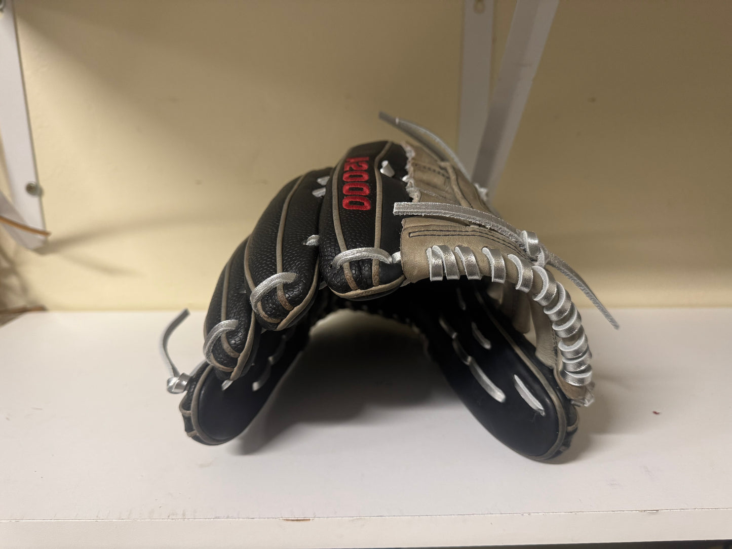 Wilson A2000 13.5” 135SS LHT