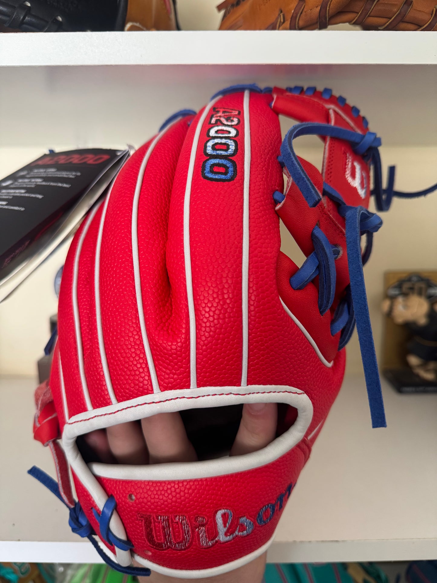 Wilson A2000 1975 11.75” 4th of July Limited Edition