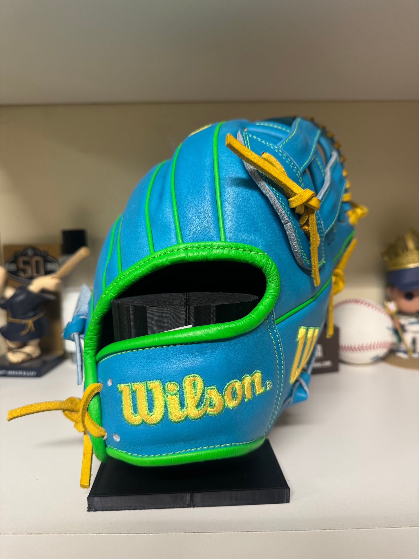 Wilson A2000 PP05 11.5” RHT Elly De La Cruz Model