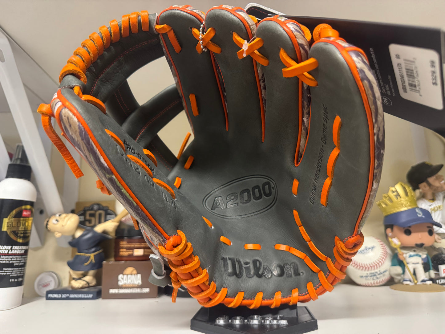 Wilson A2000 GH2 11.75” RHT