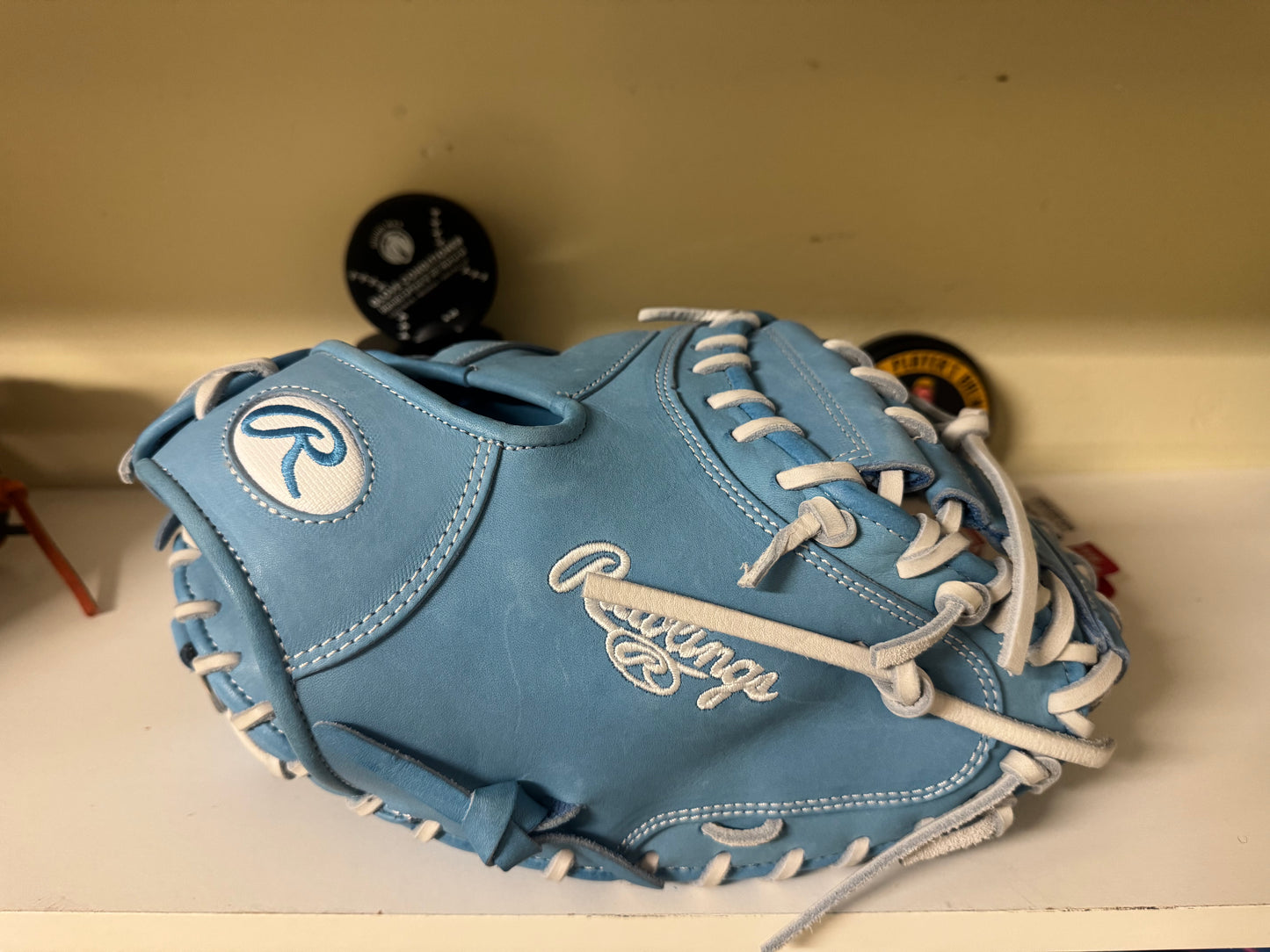 Rawlings Heart of the Hide Catcher Mitt 33”