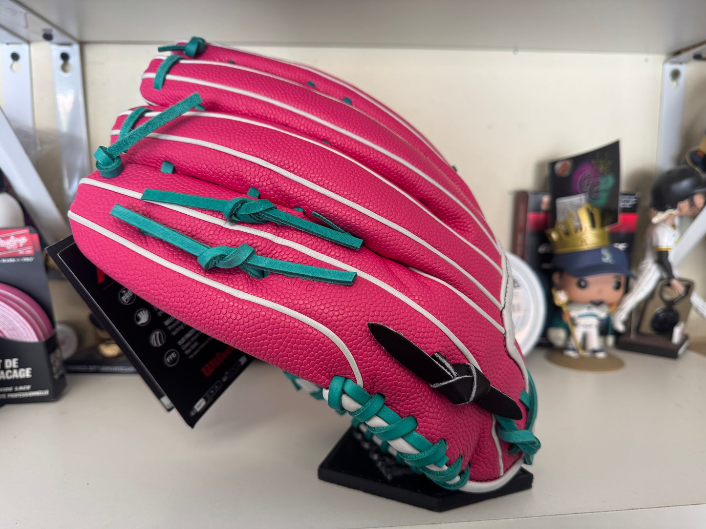 Wilson A2000 1799 12.75” RHT