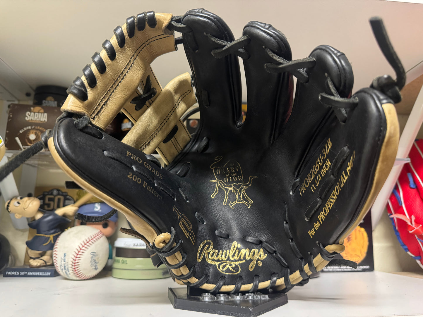 Rawlings Heart of the Hide PROR205U-32B 11.75” Righty
