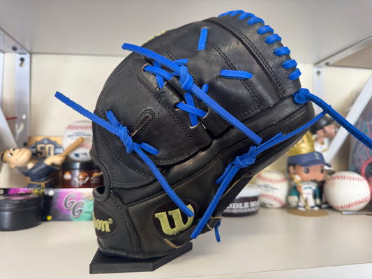 Wilson A2000 CK22 11.75” Clayton Kershaw model