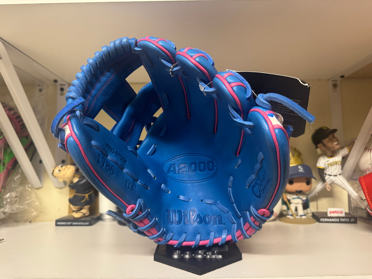 Wilson A2000 1786 11.5” Love the Moments