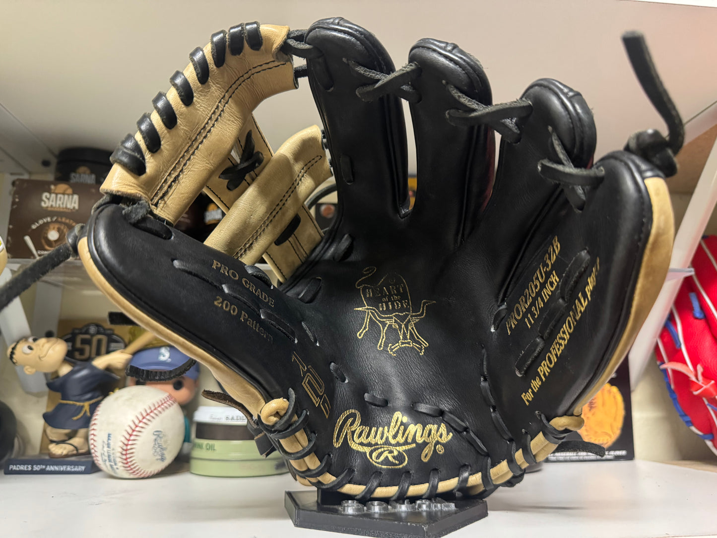 Rawlings Heart of the Hide PROR205U-32B 11.75” Righty
