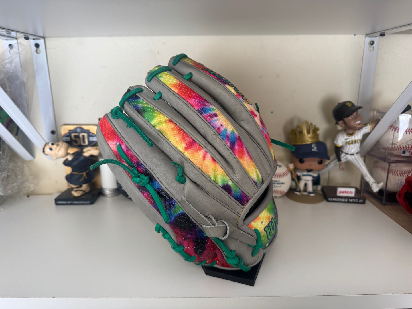 Wilson A2000 1785 11.75” “Kaleidoscope” new with tags