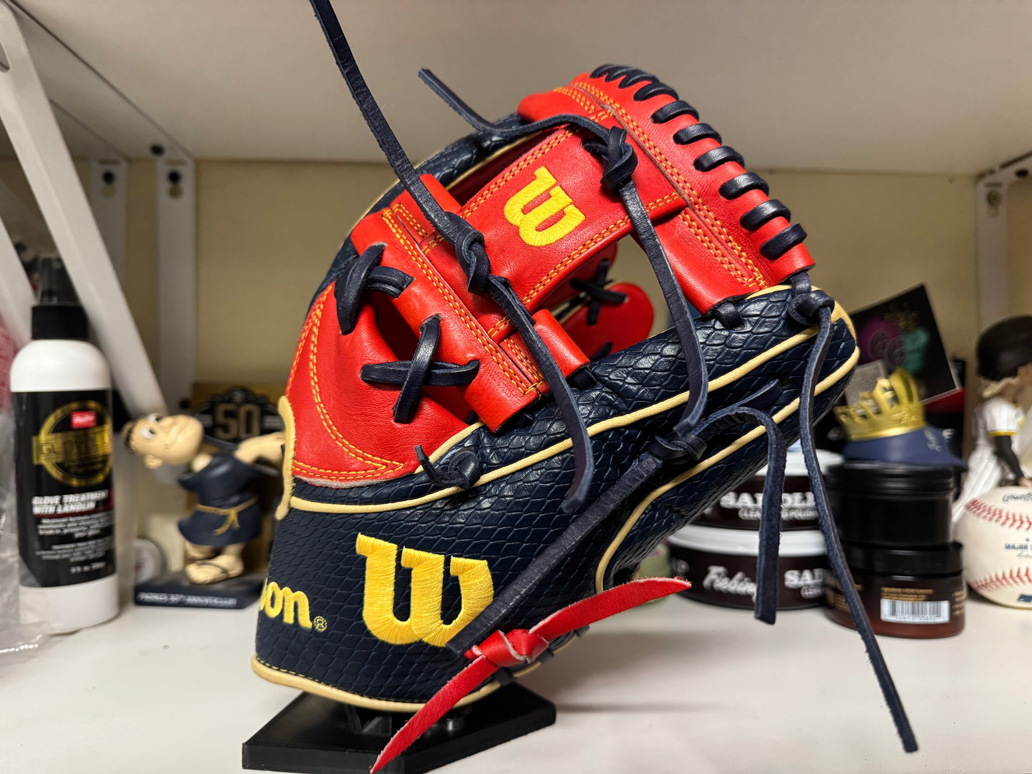 Wilson A2K OA1GM 11.5”