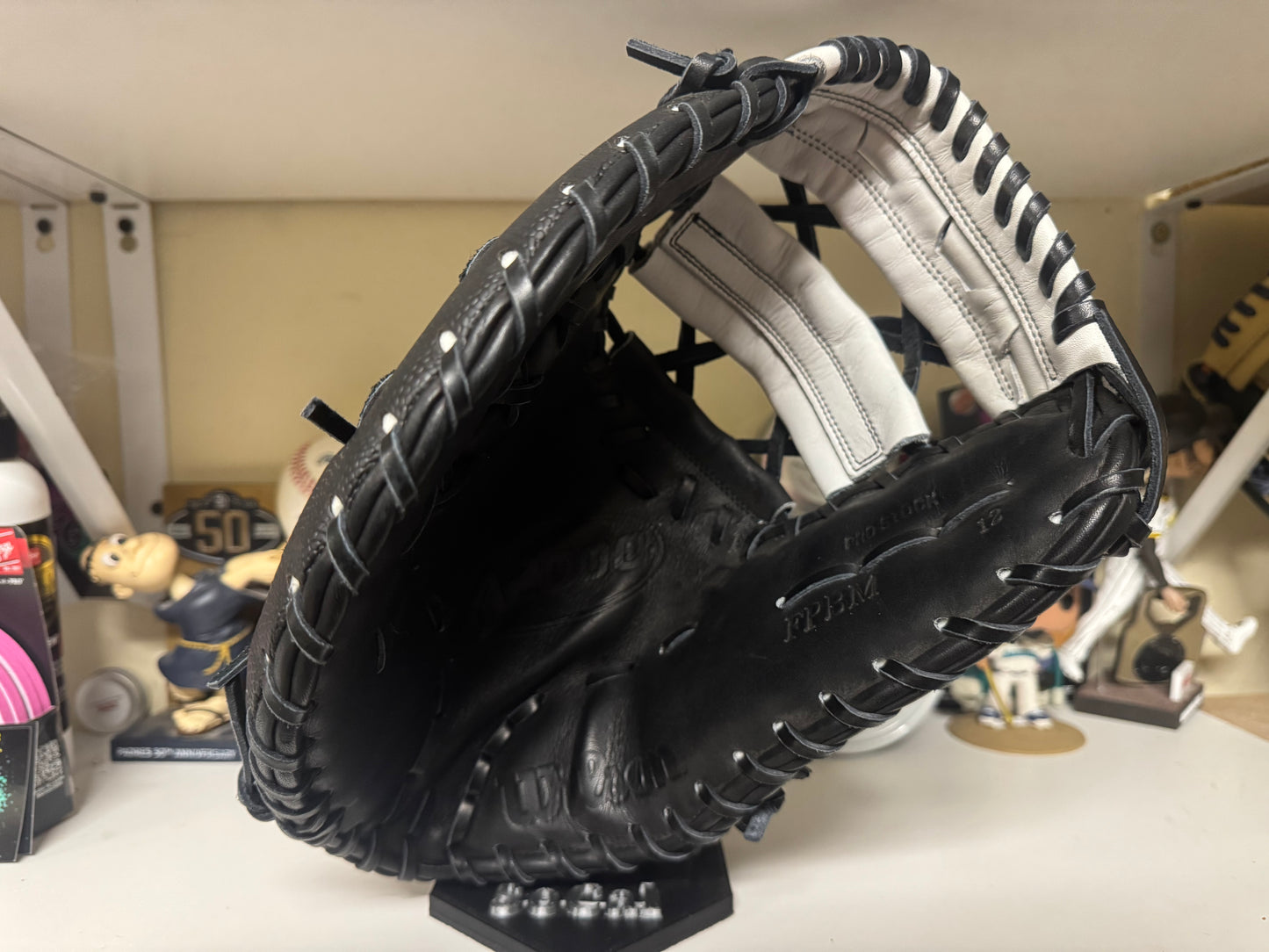Wilson A2000 FPBM 12” Fastpitch mitt LHT