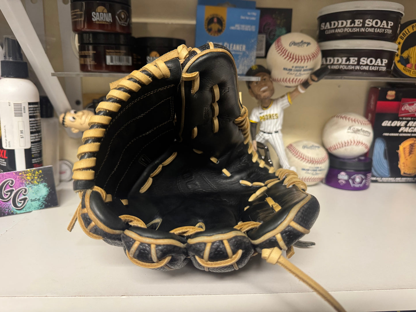 Wilson A2000 12” B2 Lefty