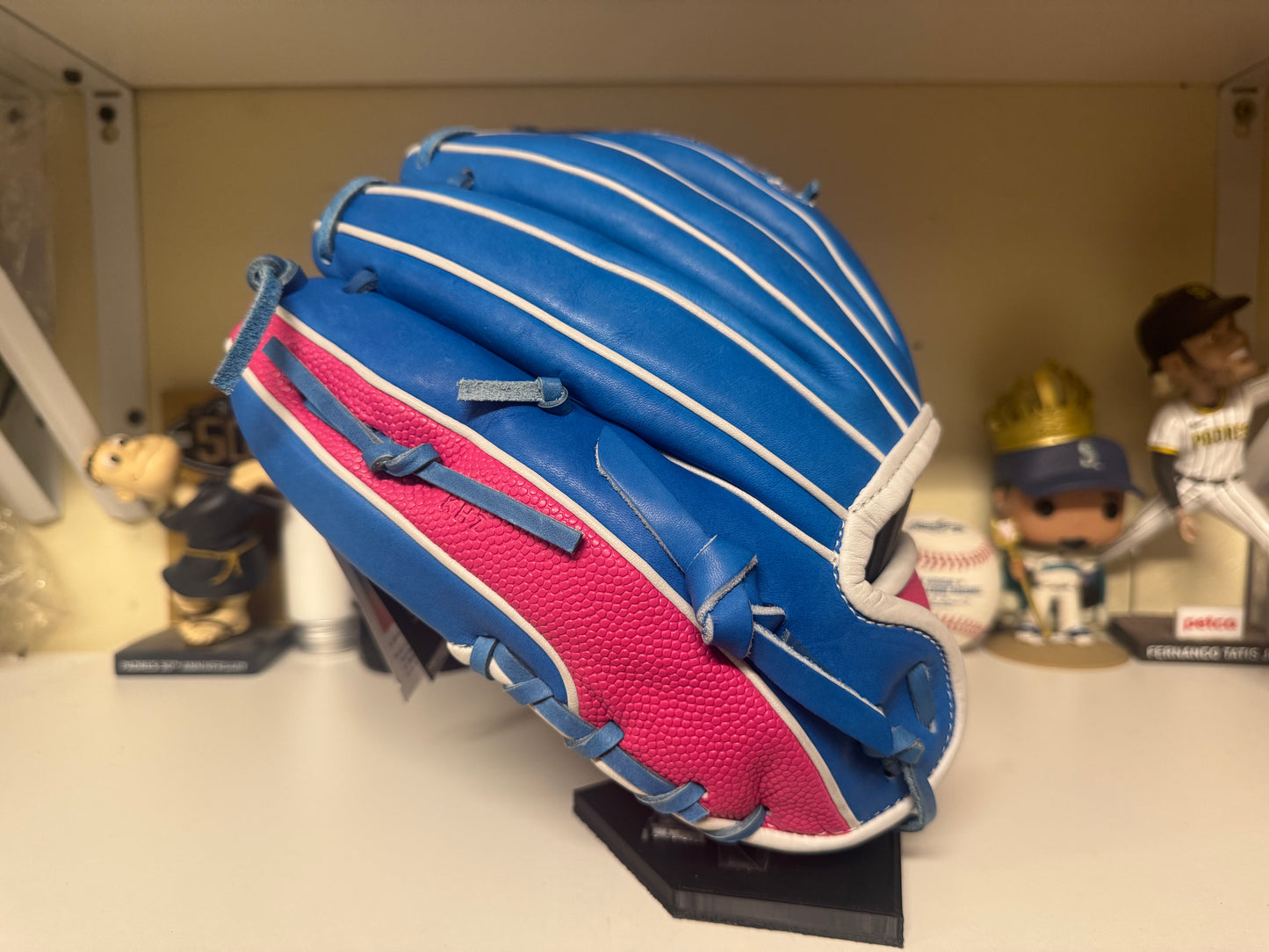 Wilson A2000 2025 DP15 Love the Moments