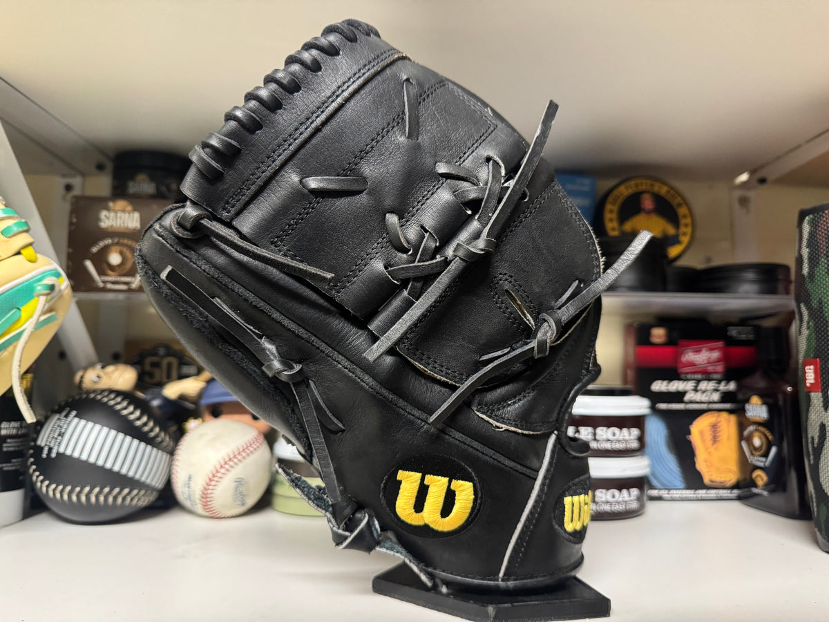 Wilson A2000 CK22 LEFTY 11.75”
