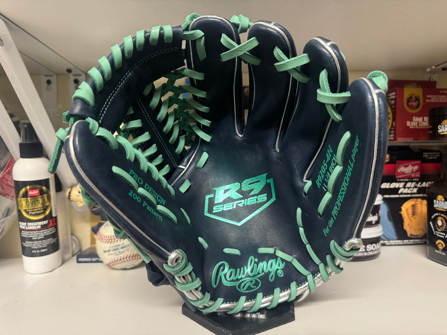 Rawlings R9 205-4N 11.75”