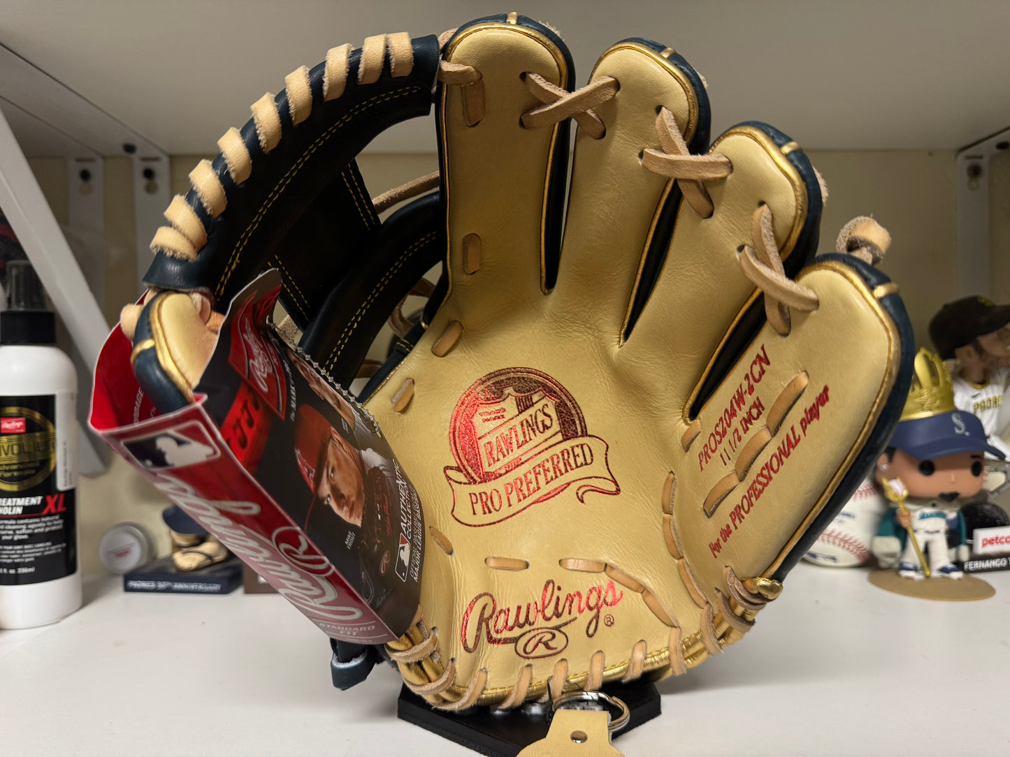 Rawlings Pro Preferred 
PROS204W-2CN 
11.5” RHT