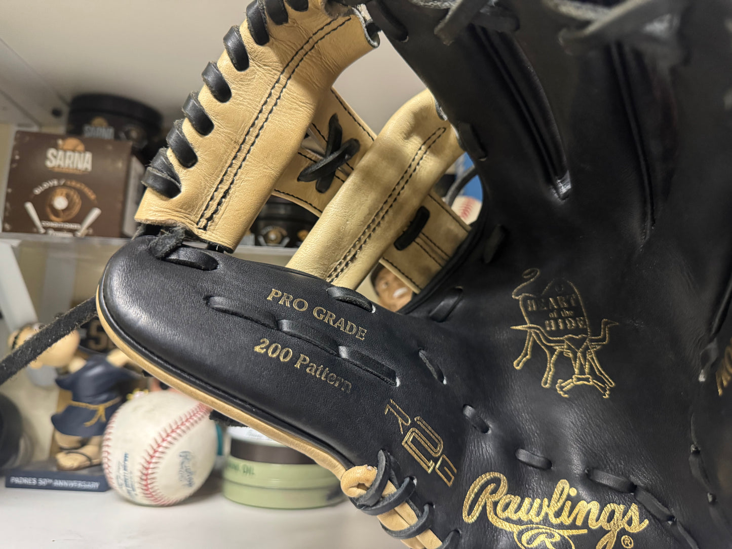 Rawlings Heart of the Hide PROR205U-32B 11.75” Righty