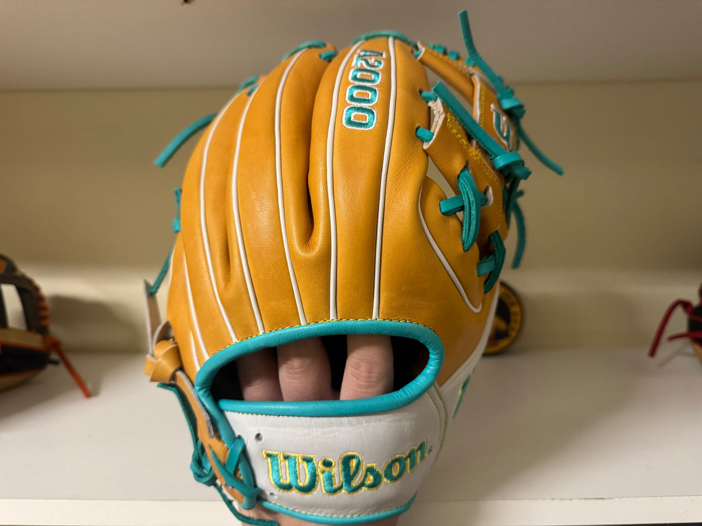 Wilson A2000 1786 11.5” “Peachy” Limited edition