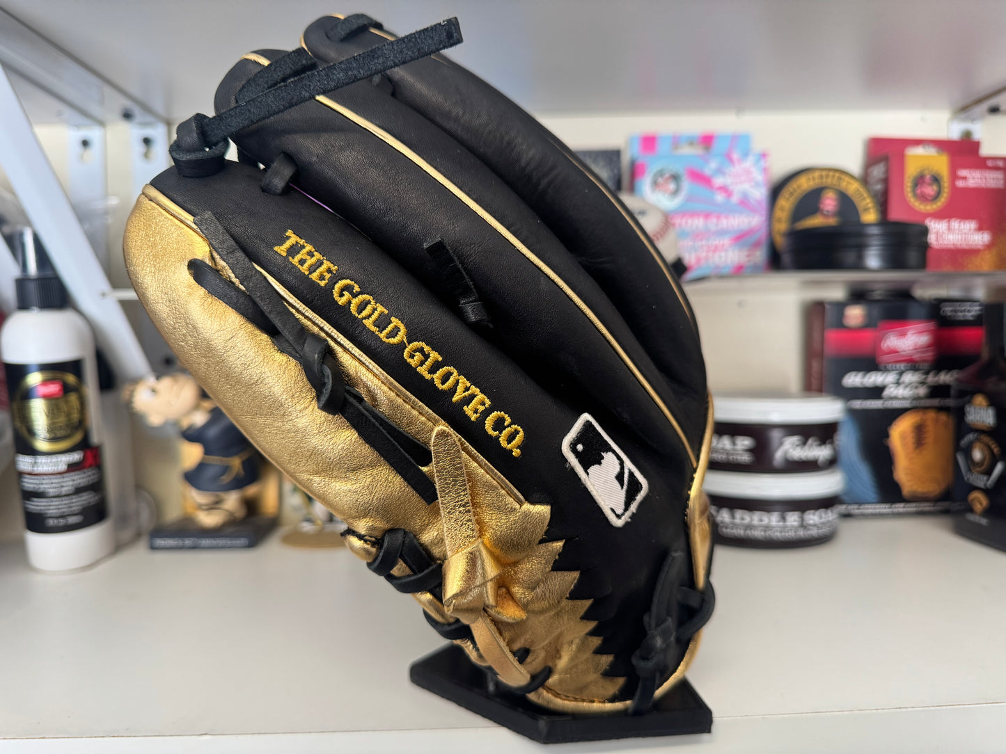 Rawlings Heart of the Hide Goldy 8 11.5” RHT