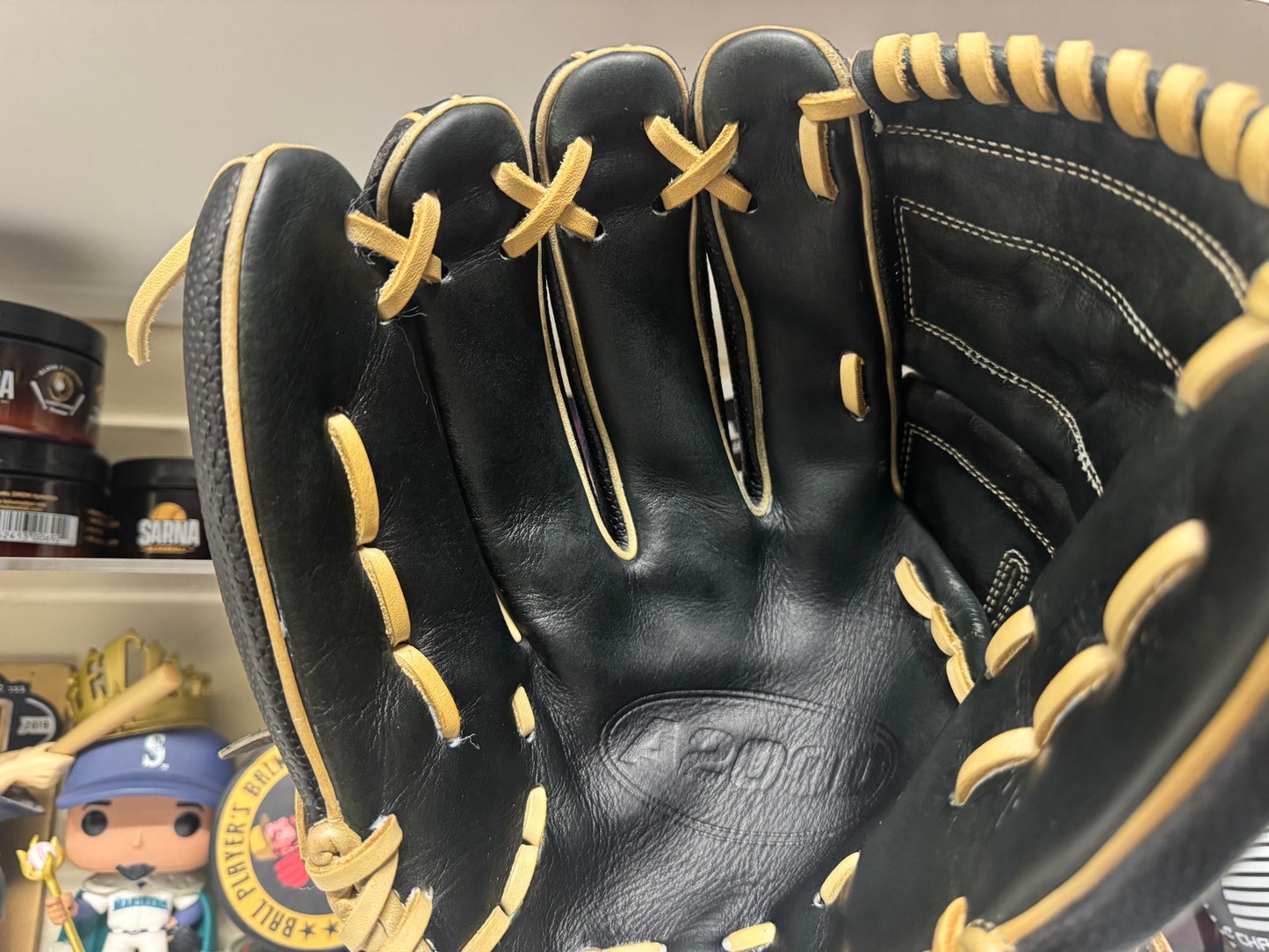 Wilson A2000 12” B2 Lefty