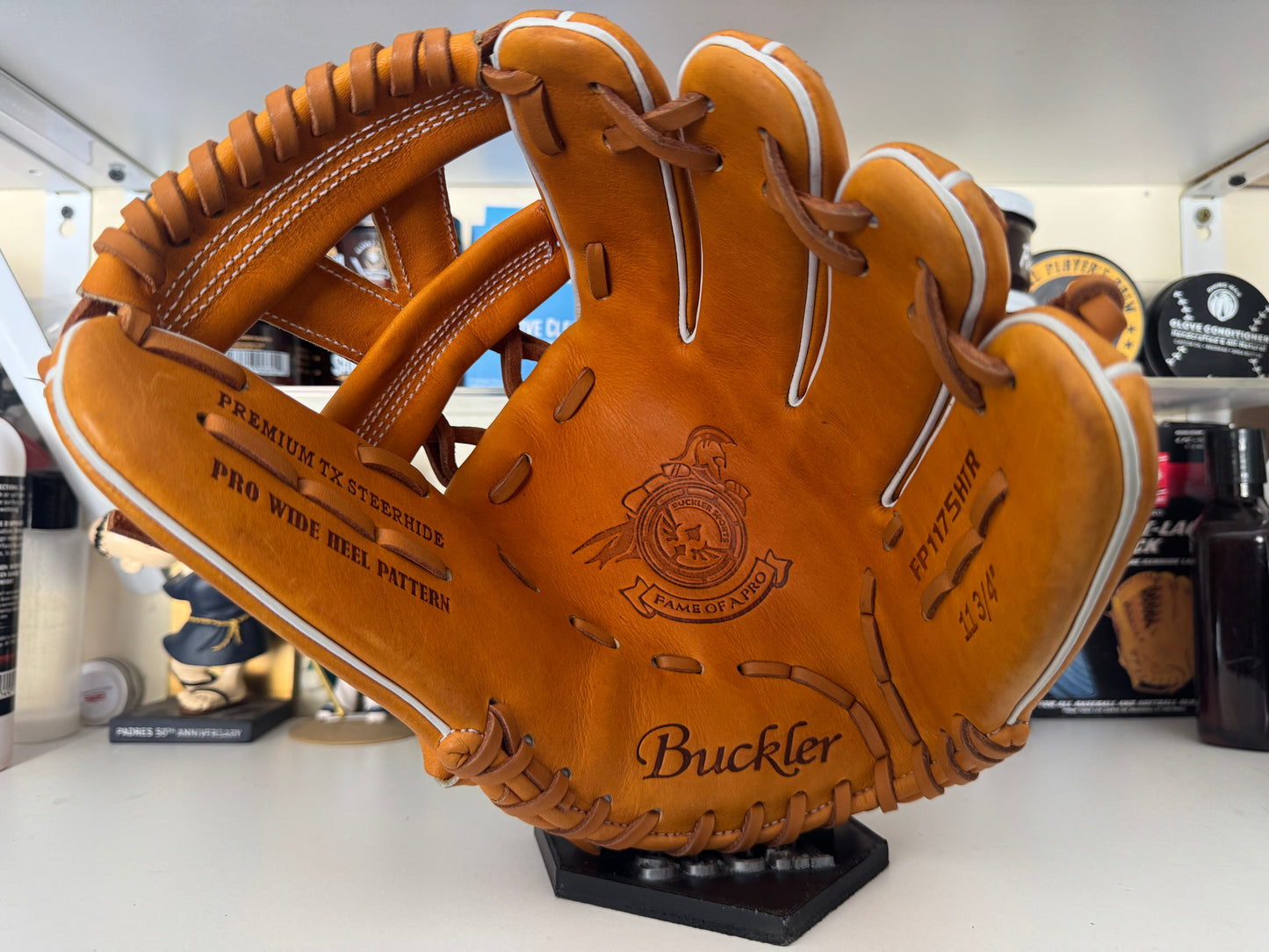 Buckler Fame of a Pro 11.75”