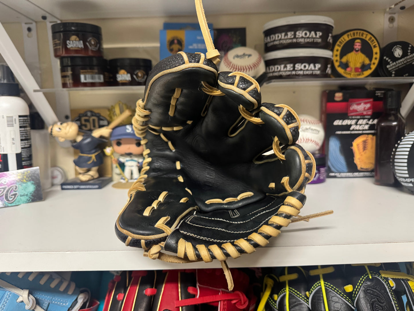 Wilson A2000 12” B2 Lefty
