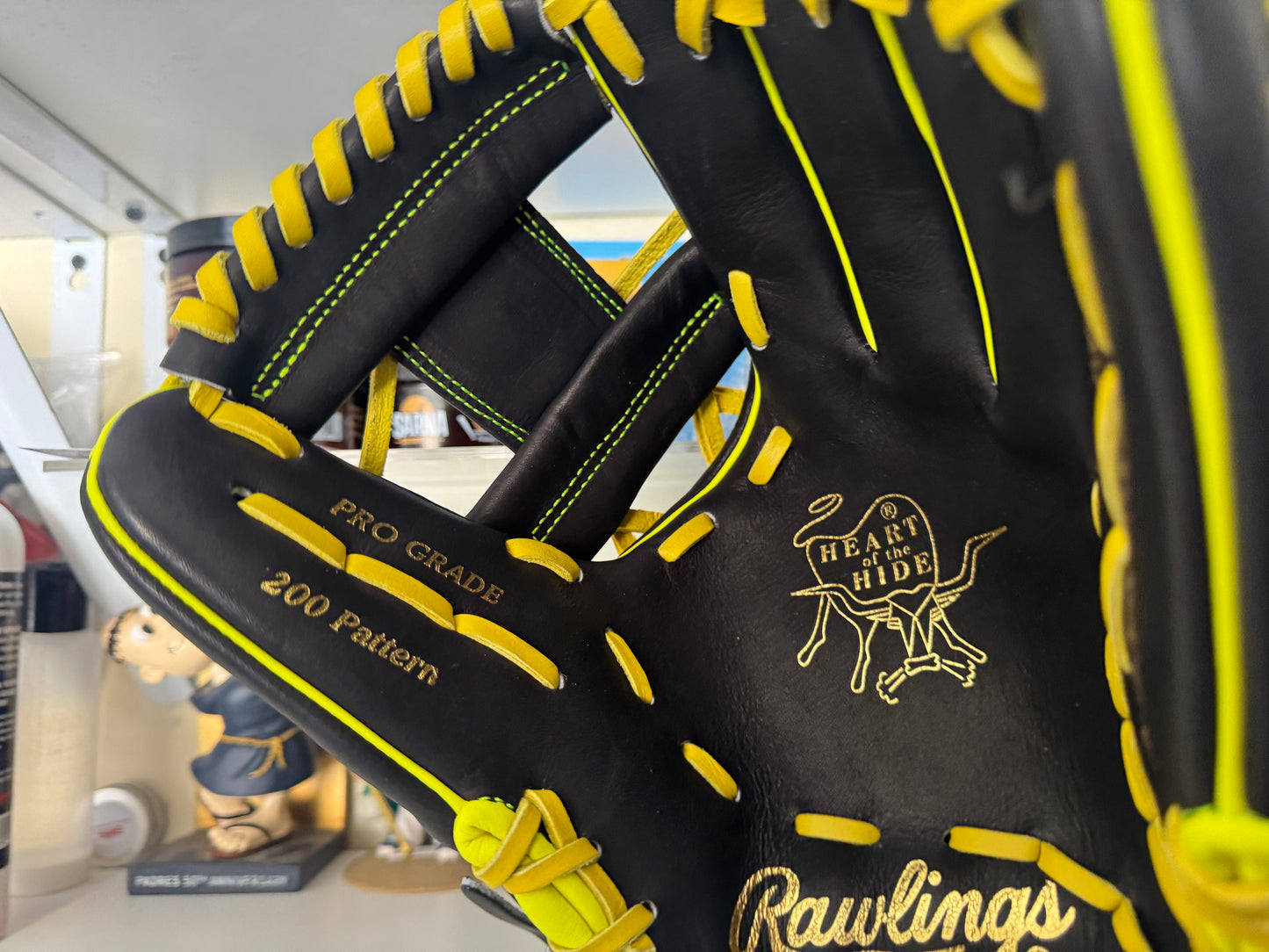 Rawlings Heart of the Hide PRO204-2BCO 11.5” RHT