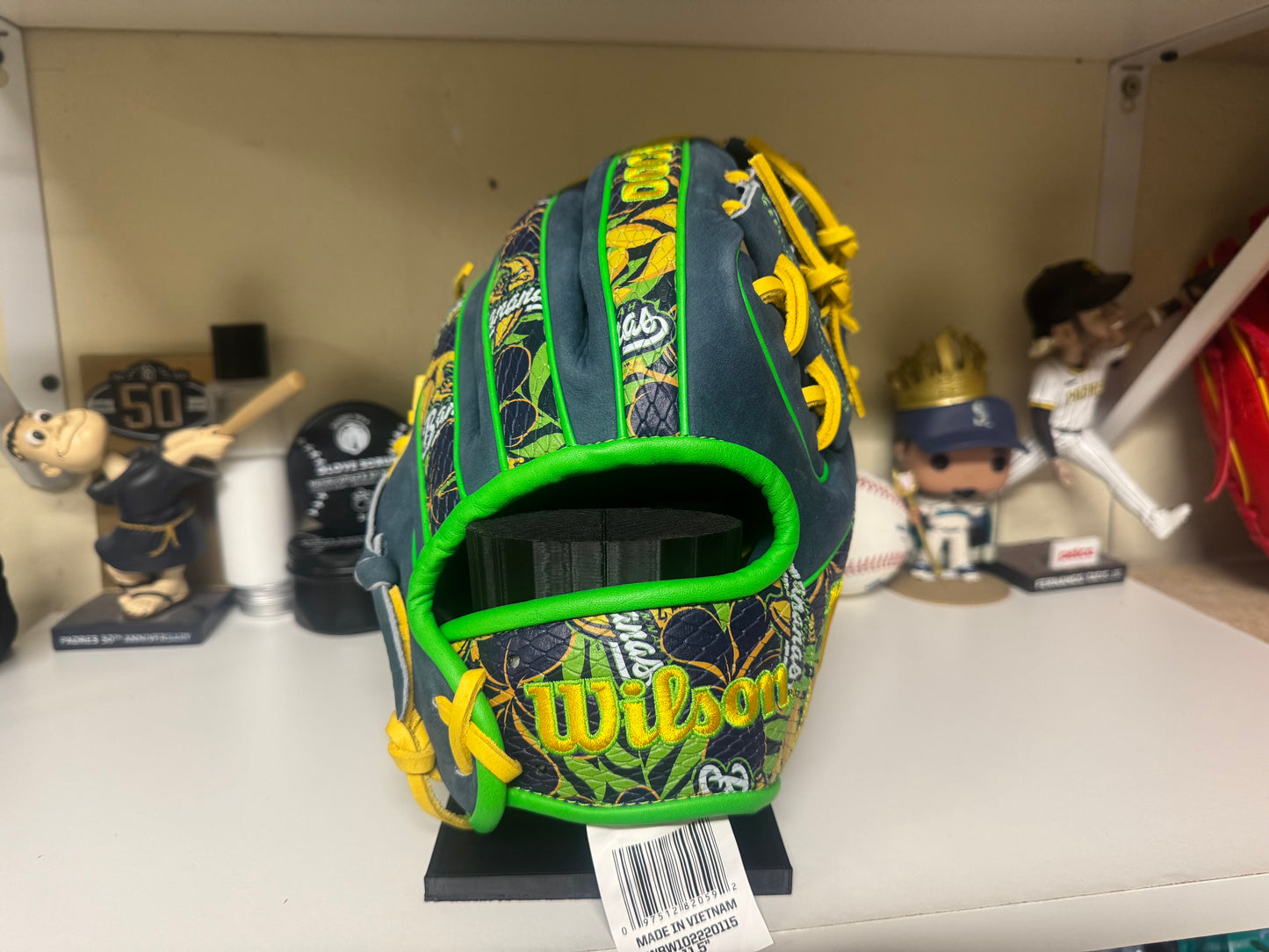 Wilson A2000 1786 Savannah Bananas Hawaiian Tropical Limited Edition