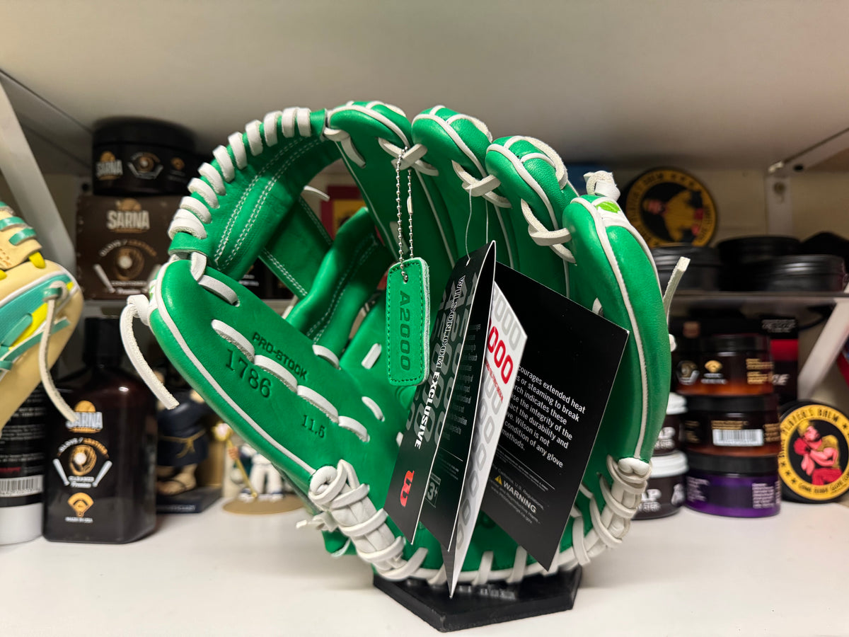 MDA Shamrocks A2000 1786 11.5” Infield Baseball Glove