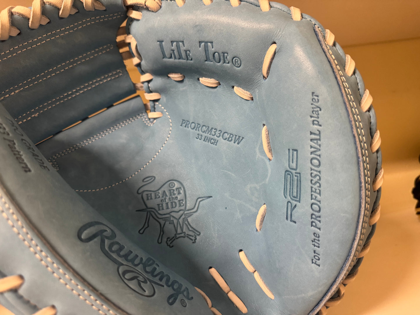 Rawlings Heart of the Hide Catcher Mitt 33”