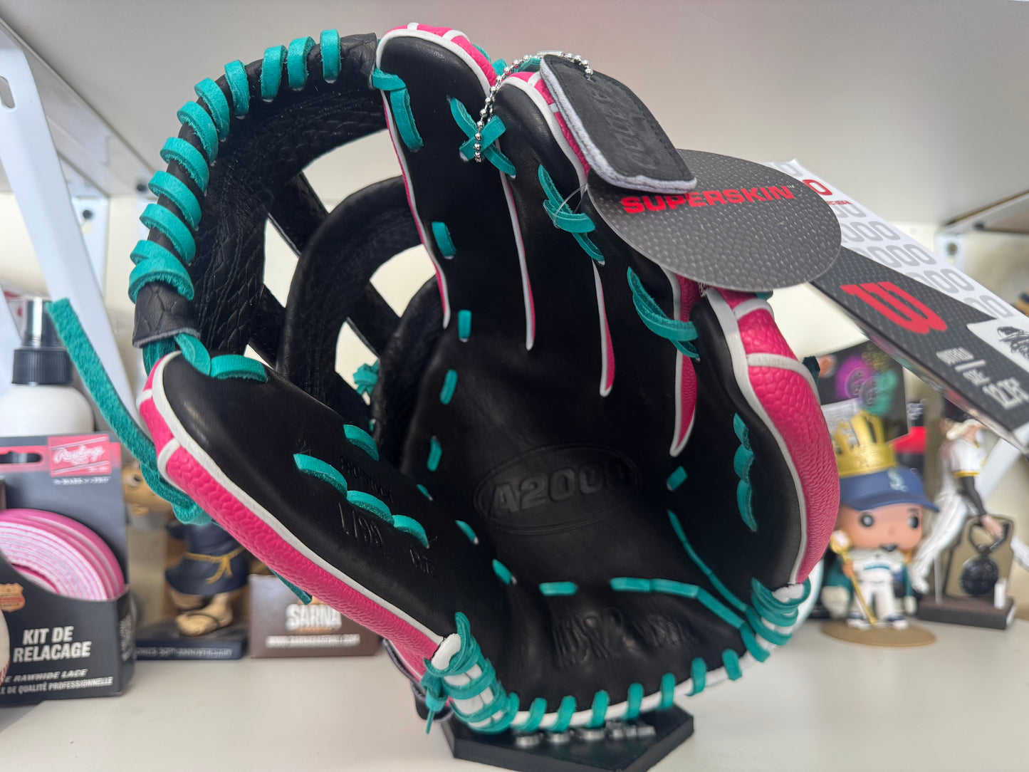 Wilson A2000 1799 12.75” RHT