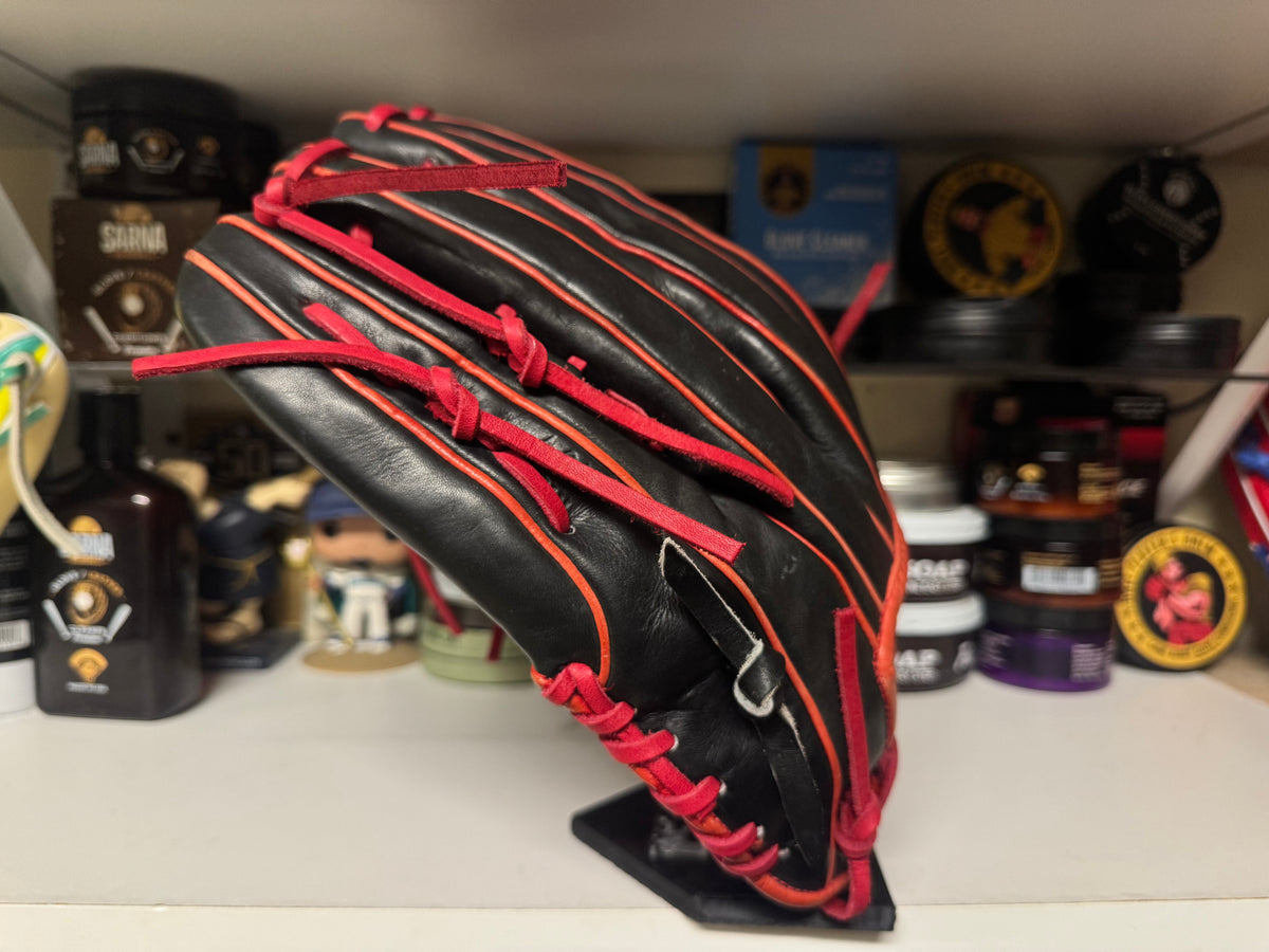 Wilson A2K JS22 Juan Soto Game Spec. 12.75” New Laces