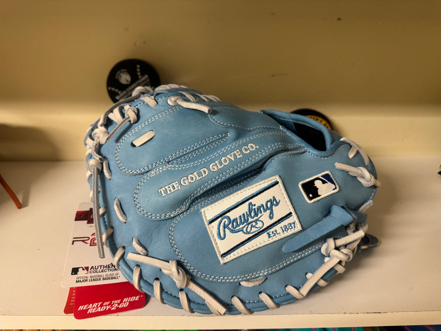 Rawlings Heart of the Hide Catcher Mitt 33”