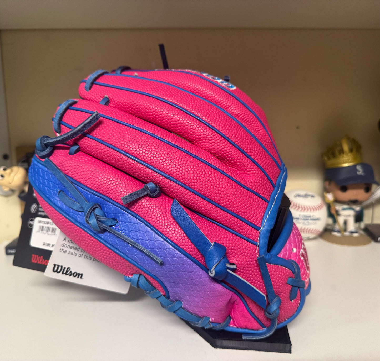 Wilson A2000 1786 11.5” Love the Moments 2025