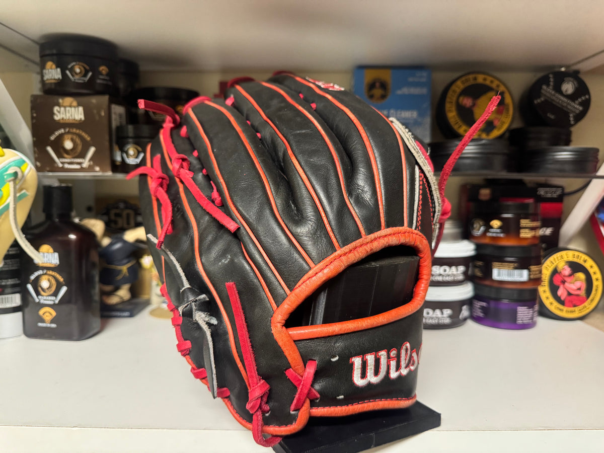 Wilson A2K JS22 Juan Soto Game Spec. 12.75” New Laces