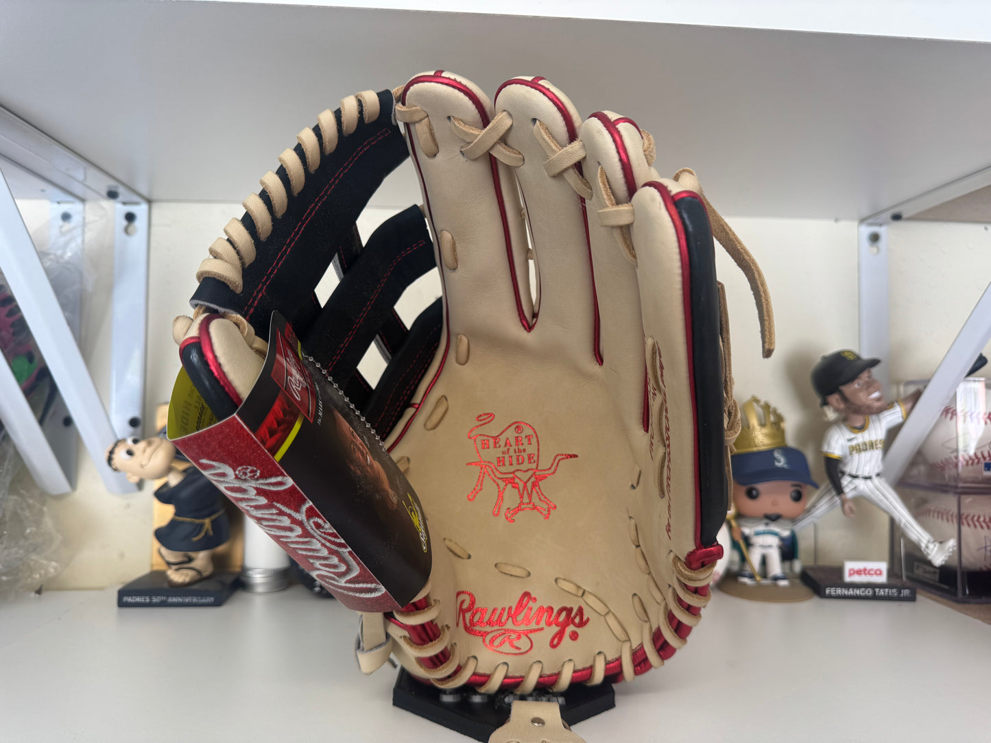 Rawlings Heart of the Hide PRO1275SB-6CN
12.75” RHT