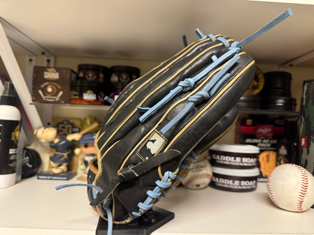 Wilson A2000 KP92 LHT New Laces