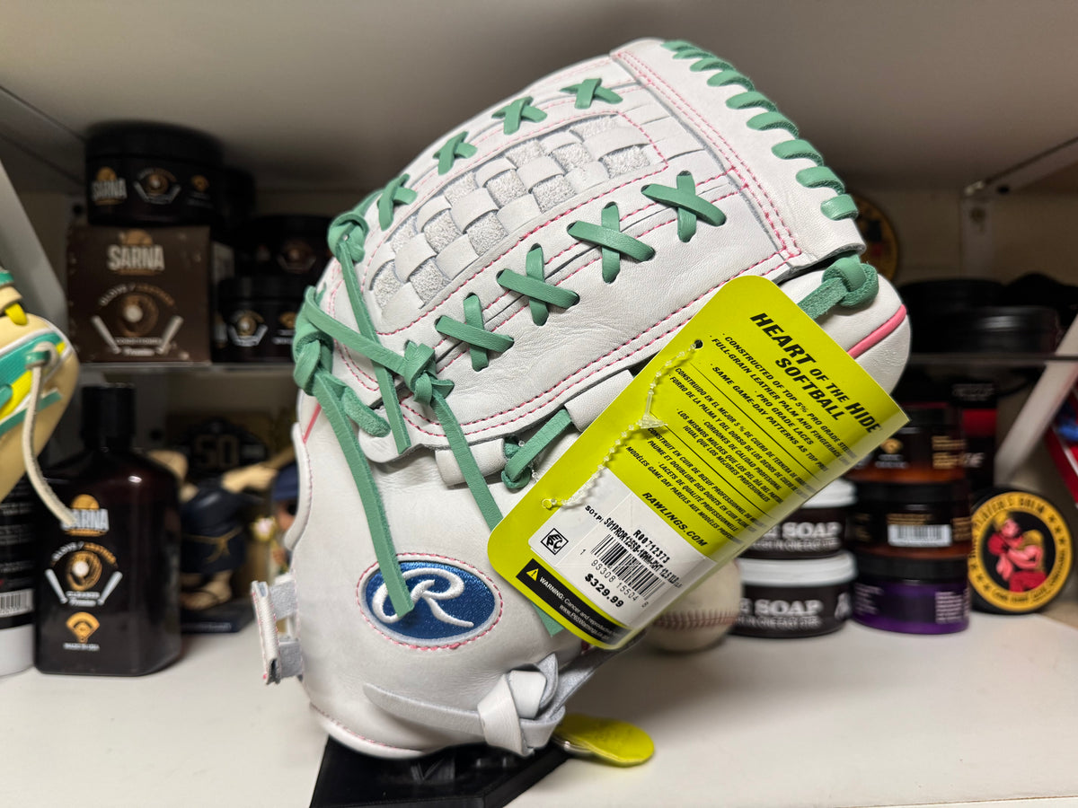 Rawlings Heart of the Hide 12.5” Fastpitch Series