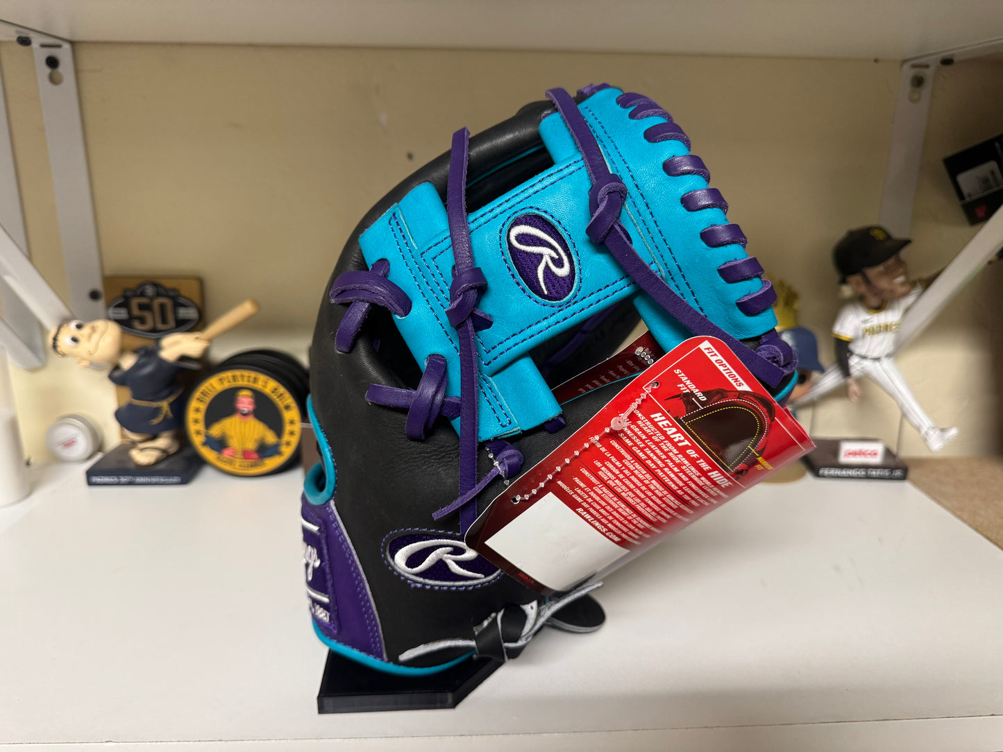 Rawlings Heart of the Hide 11.5” Gold Glove Club Dec. 24’