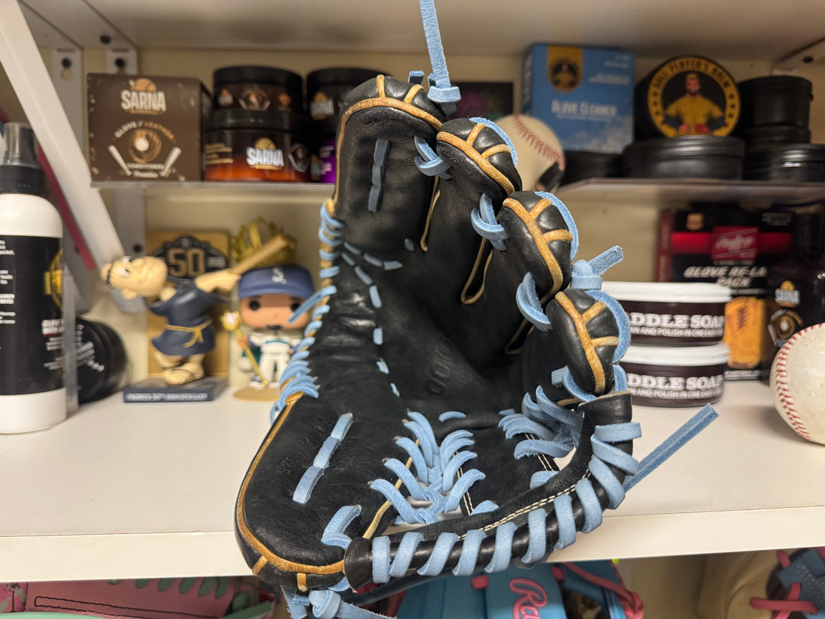 Wilson A2000 KP92 LHT New Laces