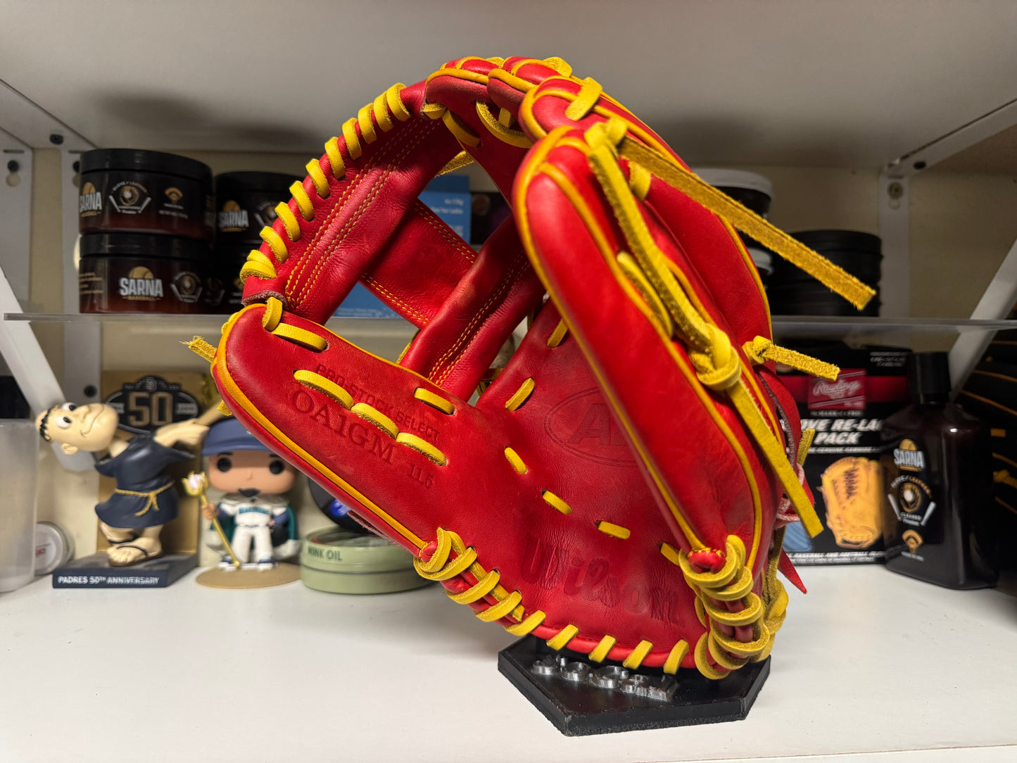 Wilson A2K OA1GM 11.5” RHT