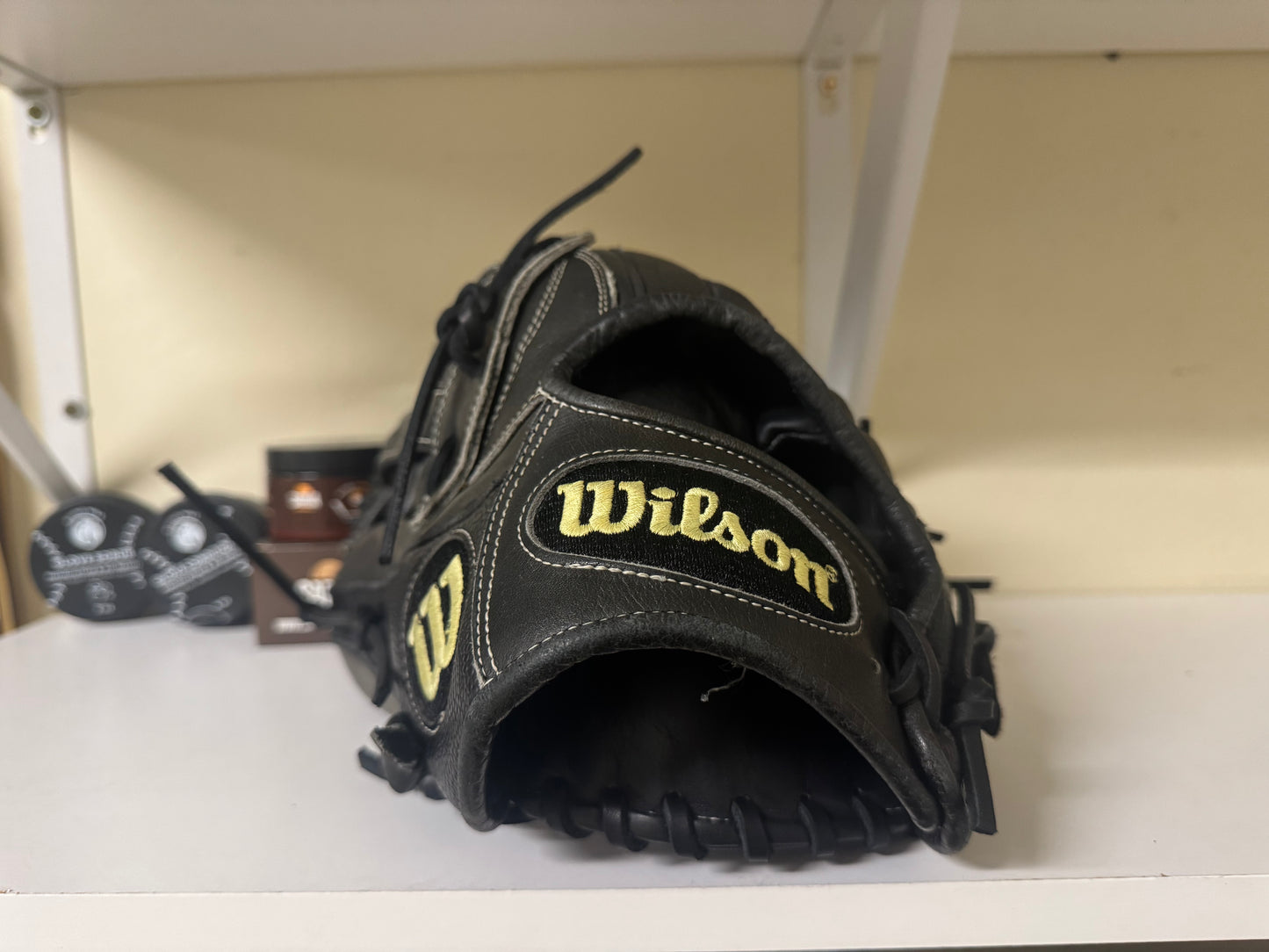 Wilson A2000 LHT 12.75” in great condition