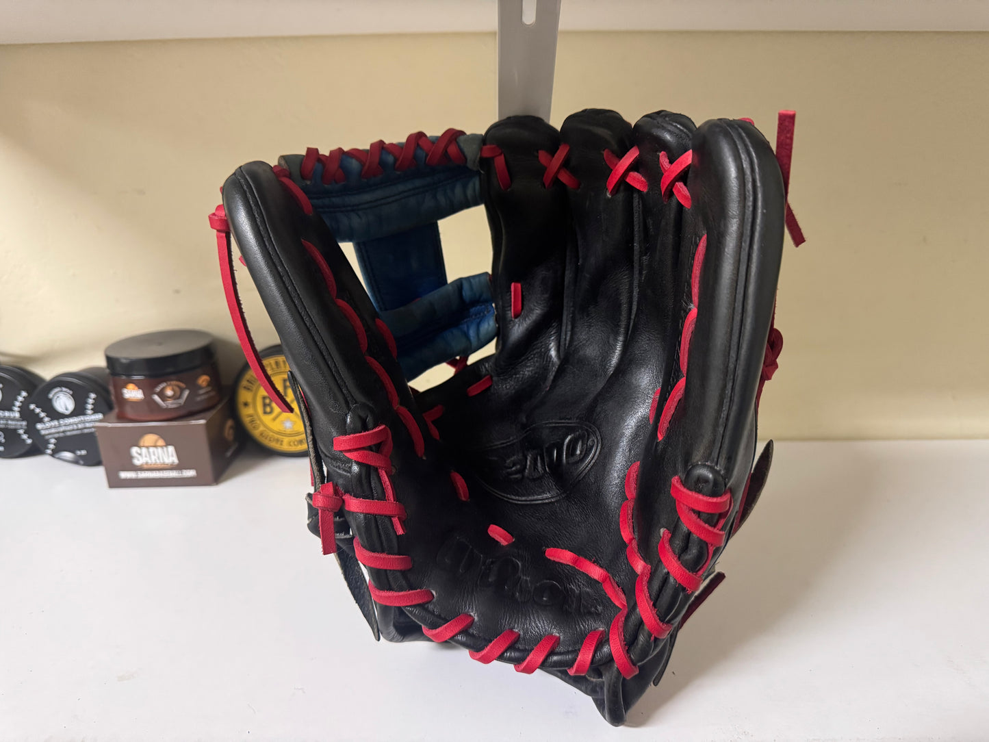 Wilson A2000 HR13 11.75" RHT